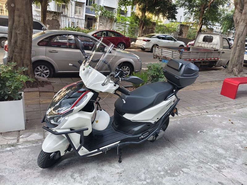 二手QJMOTOR鸿150RS