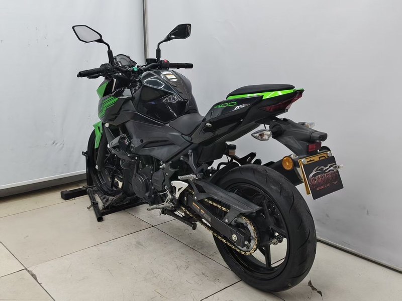 二手川崎Z400