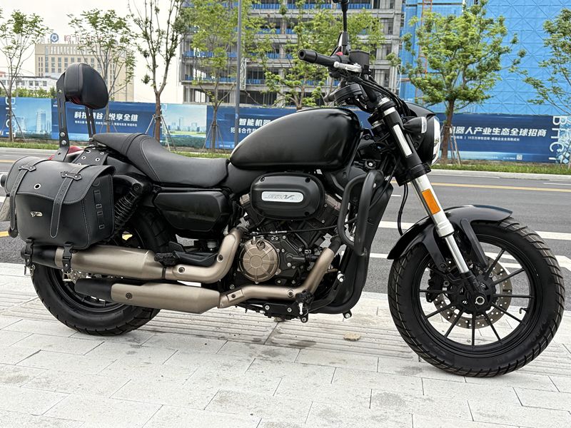 二手QJMOTOR闪300