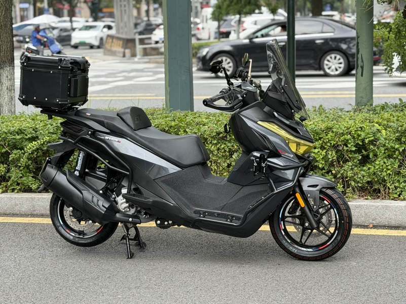 二手无极SR250GT