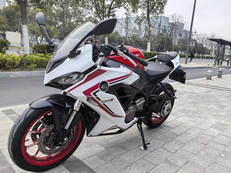 二手QJMOTOR赛400