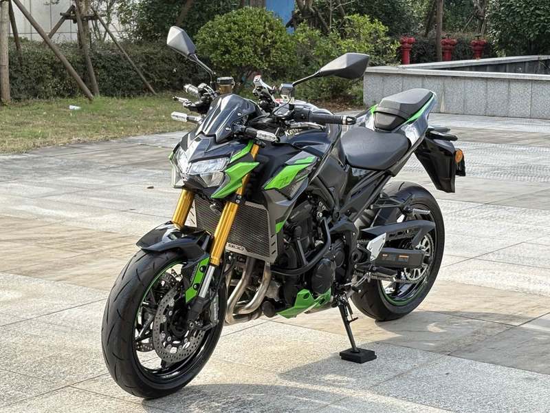 二手川崎Z900