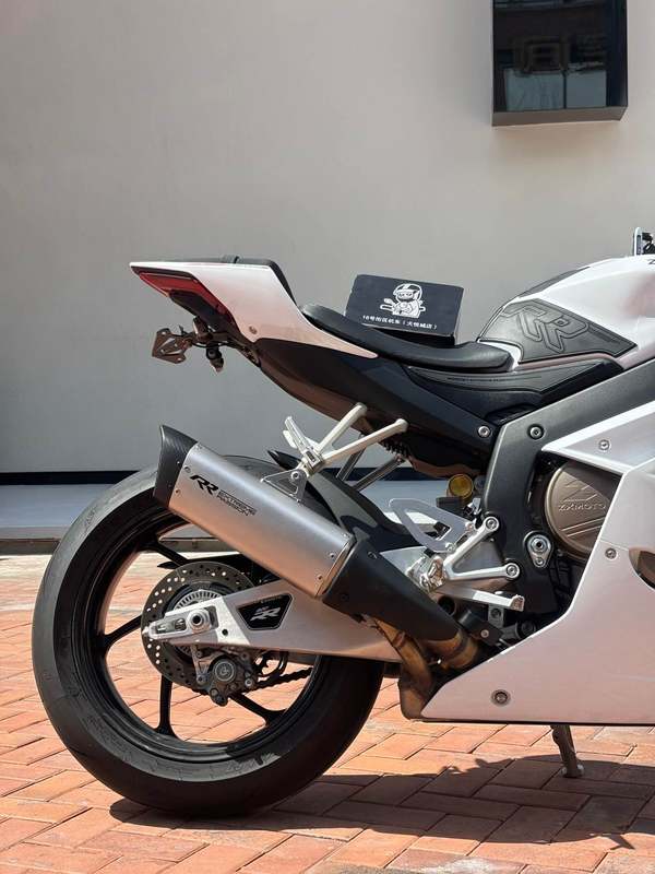 二手张雪机车820RR