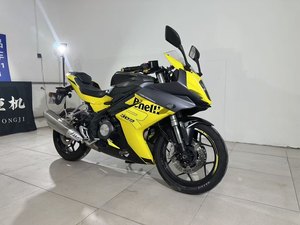 二手贝纳利龙卷风 Tornado 302R