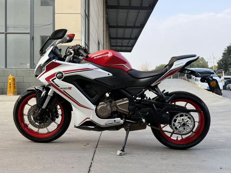 二手QJMOTOR赛400