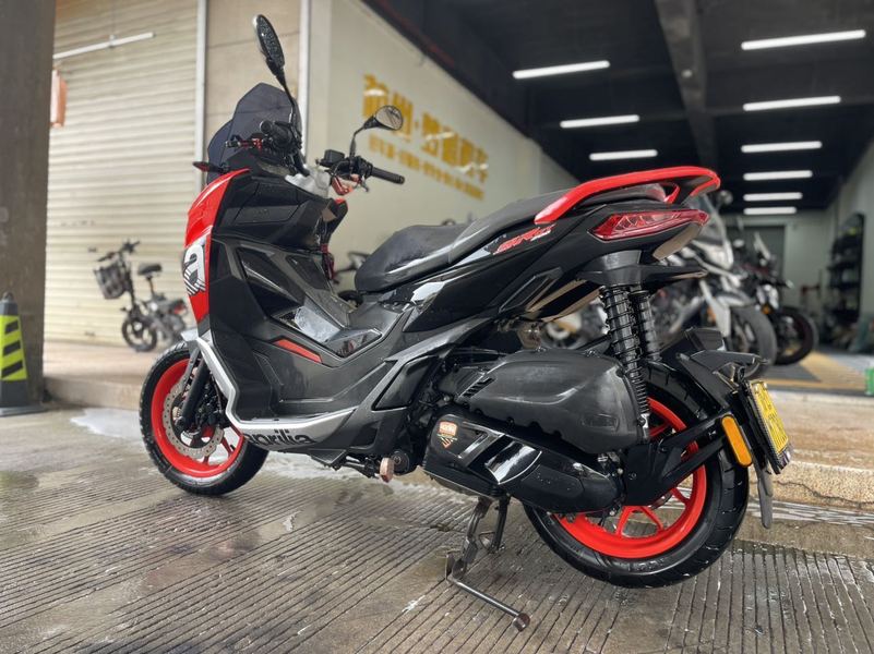 二手阿普利亚SR GT 200
