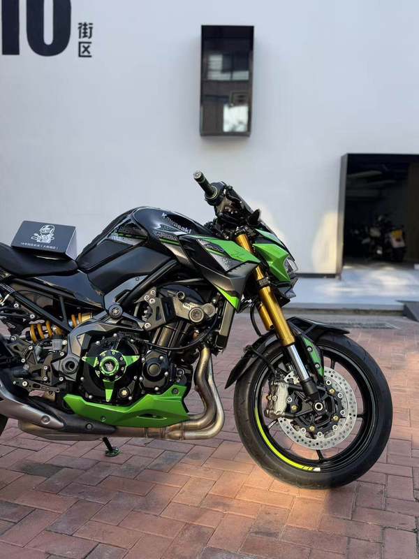 二手川崎Z900