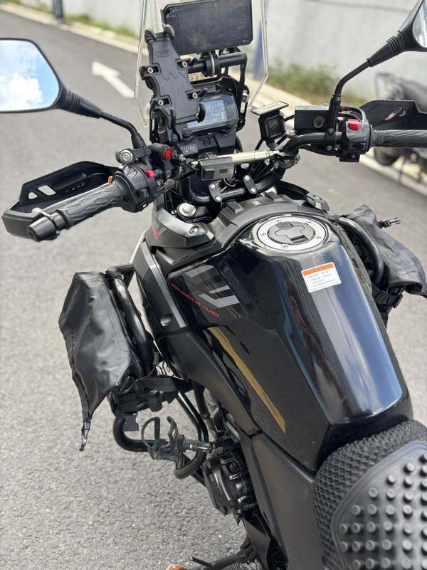 二手豪爵铃木DL250