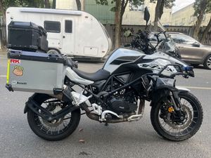 二手贝纳利金鹏 TRK502