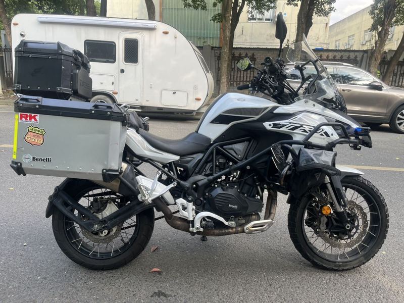 二手贝纳利金鹏 TRK502