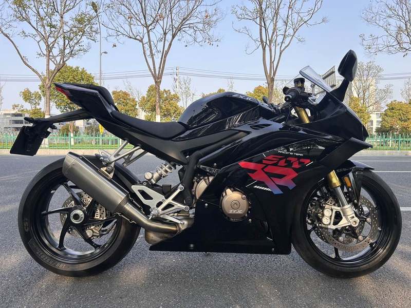 二手张雪机车500RR