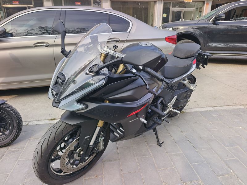 二手贝纳利龙卷风 Tornado 552R