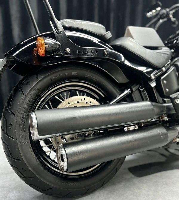 二手哈雷戴维森街霸 Street Bob