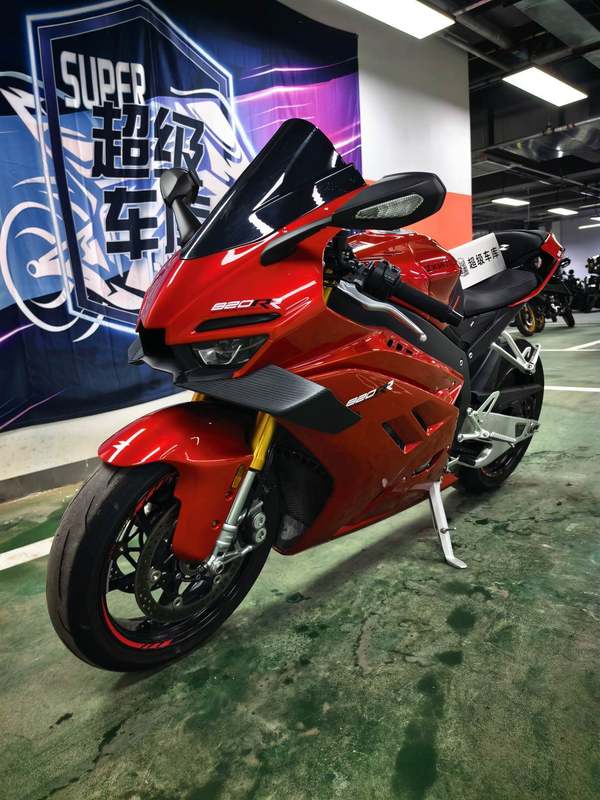 二手张雪机车820RR