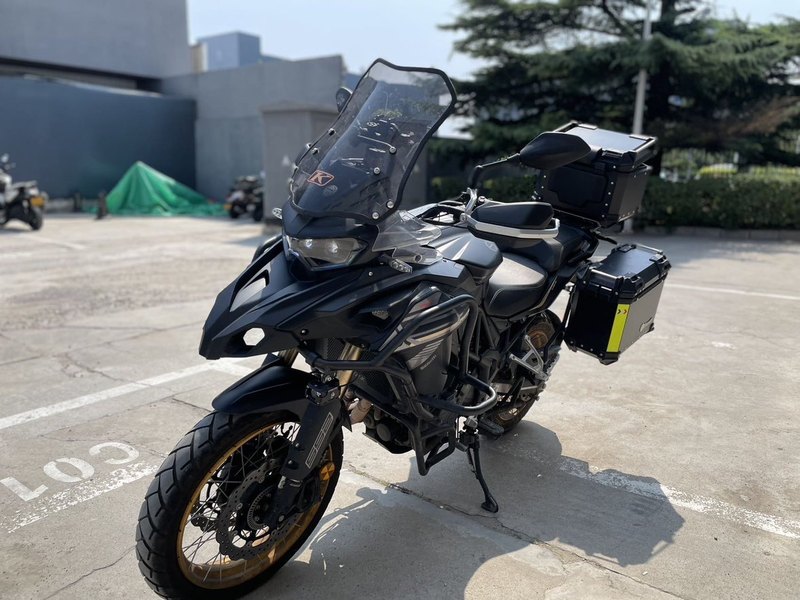 二手贝纳利TRK552