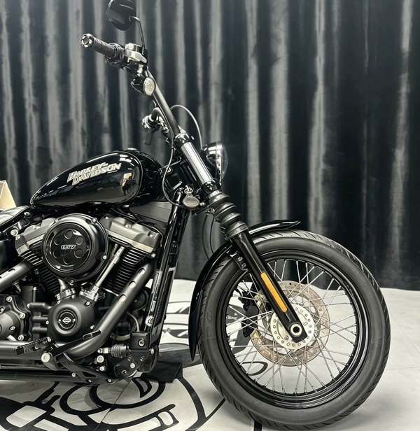 二手哈雷戴维森街霸 Street Bob