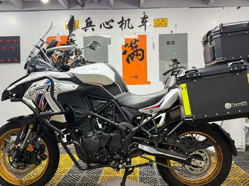 二手贝纳利TRK552