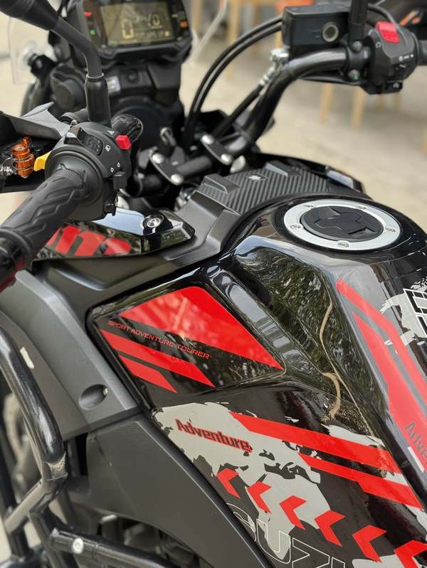 二手豪爵铃木DL250