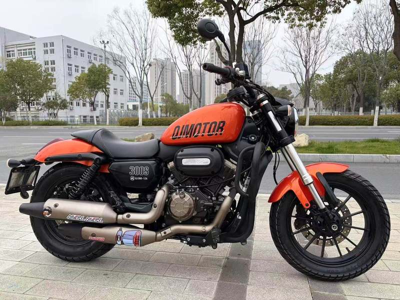 二手QJMOTOR闪300