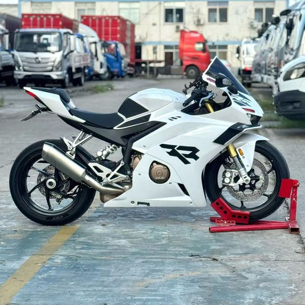 二手张雪机车500RR