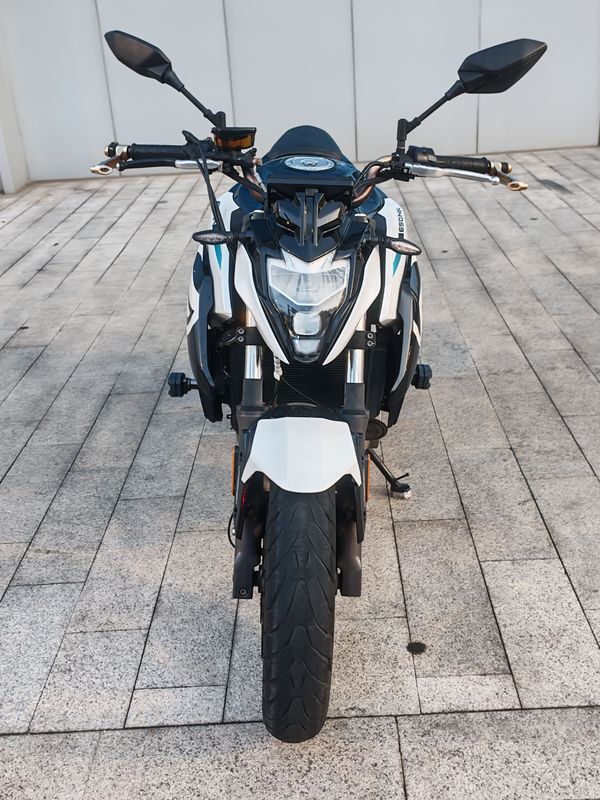 二手春风650NK