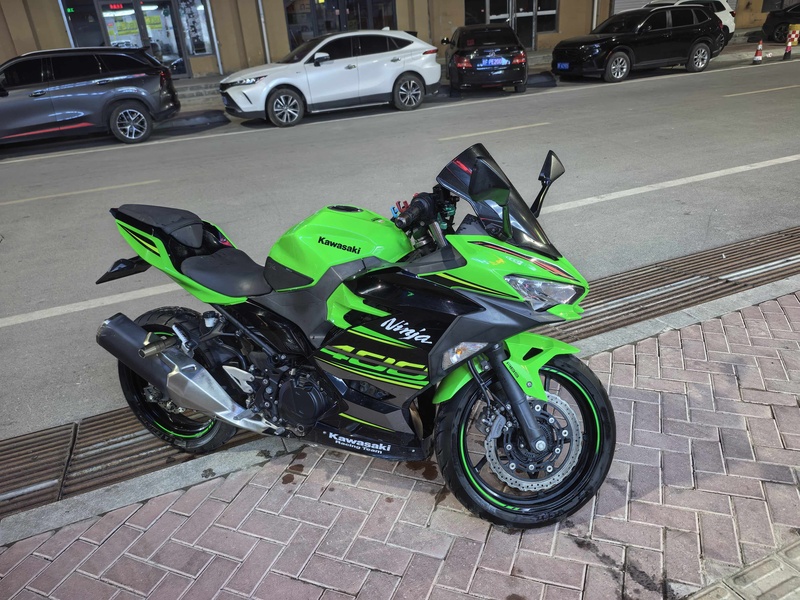 二手川崎Ninja 400