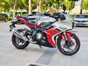二手贝纳利龙卷风 Tornado 302R