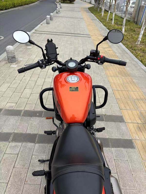 二手QJMOTOR闪300