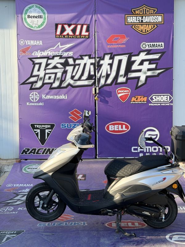 二手新大洲本田NS125D