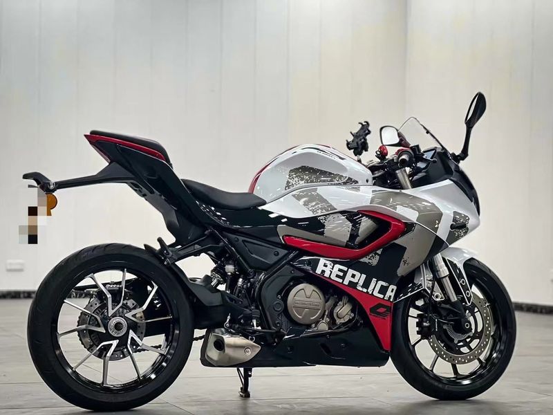 二手QJMOTOR赛250