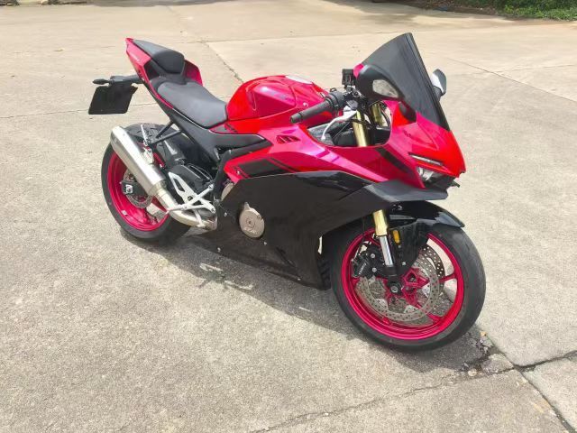 二手张雪机车500RR