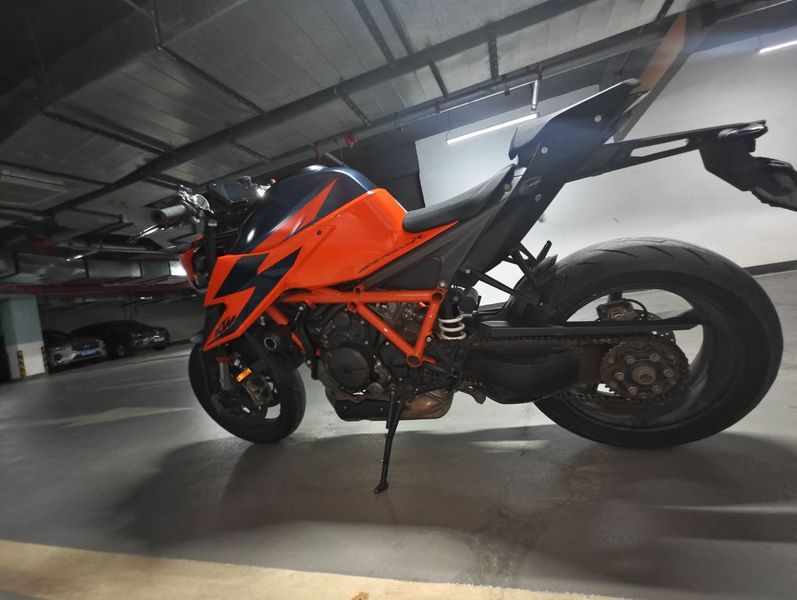 二手KTMR2R1290 Super Duke