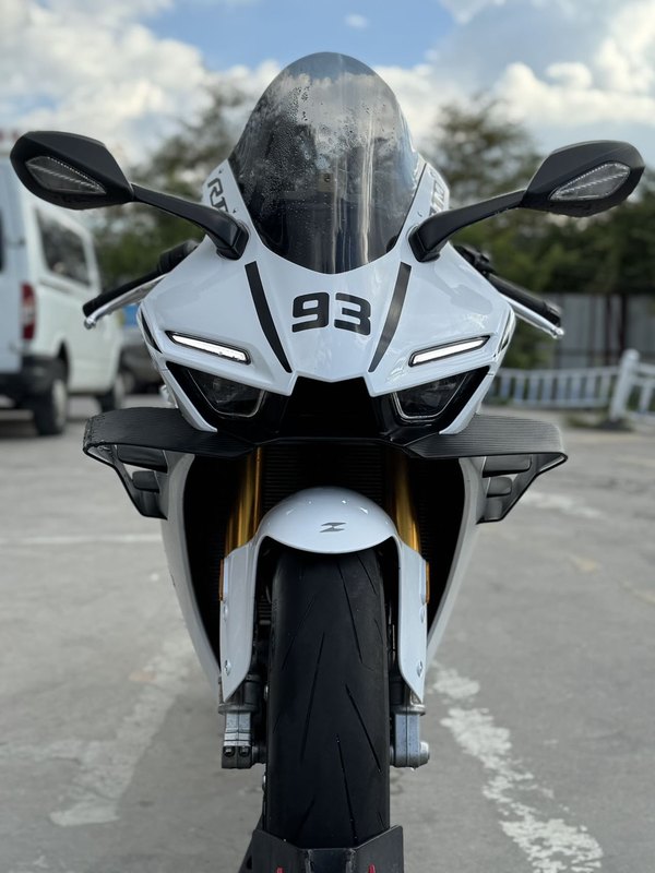 二手张雪机车500RR