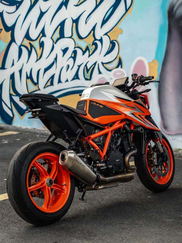 二手KTMR2R1290 Super Duke
