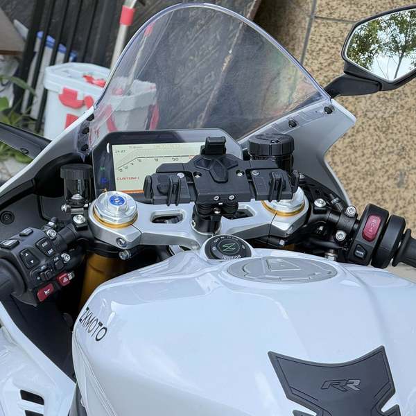 二手张雪机车820RR