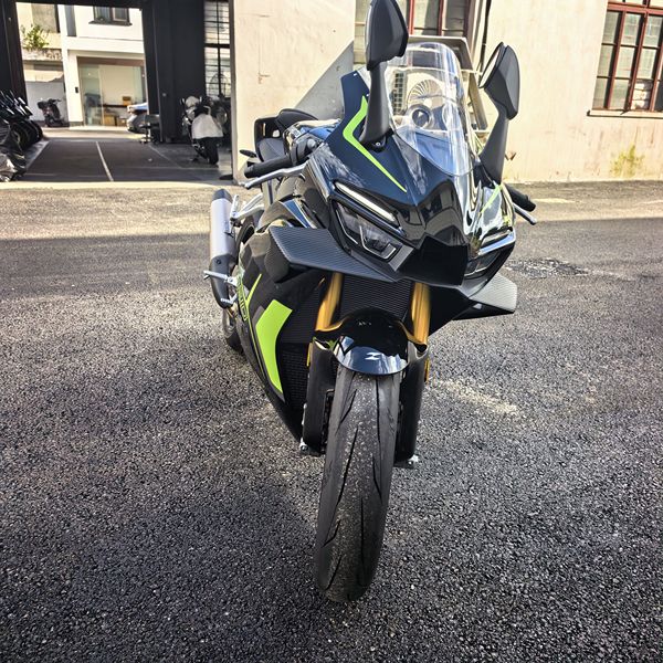 二手张雪机车820RR