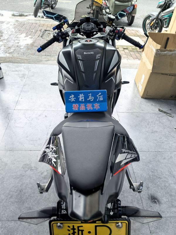 二手贝纳利龙卷风 Tornado 552R