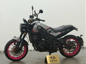 二手贝纳利幼狮 Leoncino 250