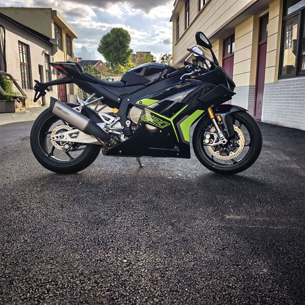 二手张雪机车820RR