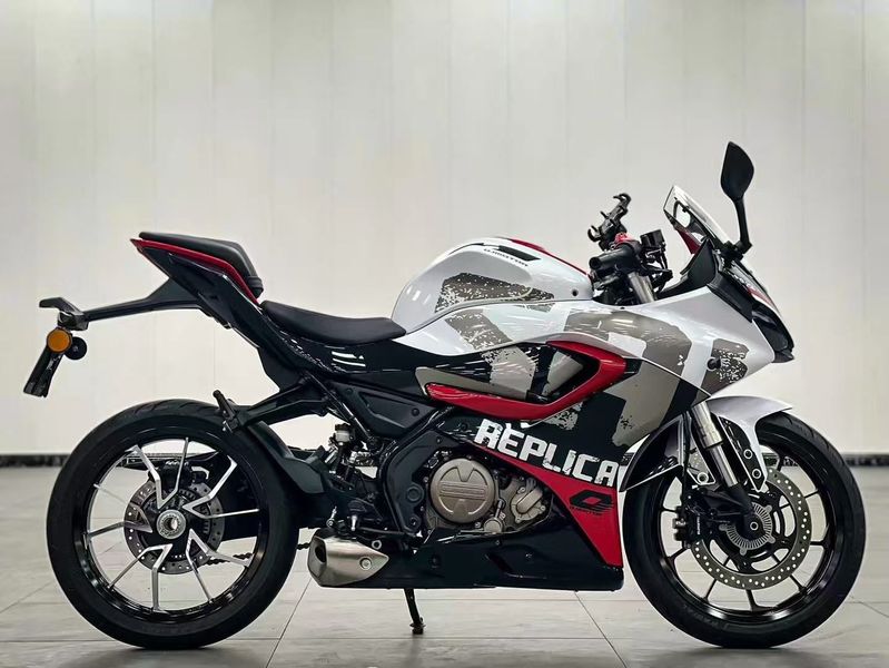 二手QJMOTOR赛250