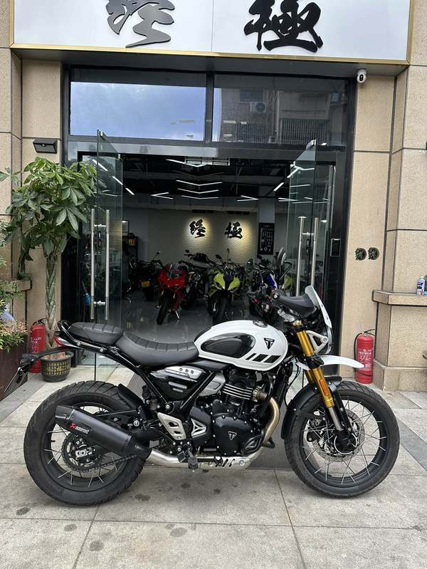 二手凯旋Scrambler 400 X