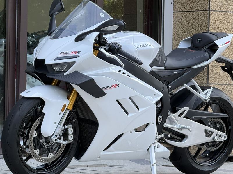 二手张雪机车820RR