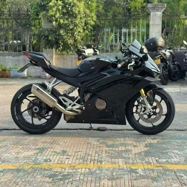 二手张雪机车500RR