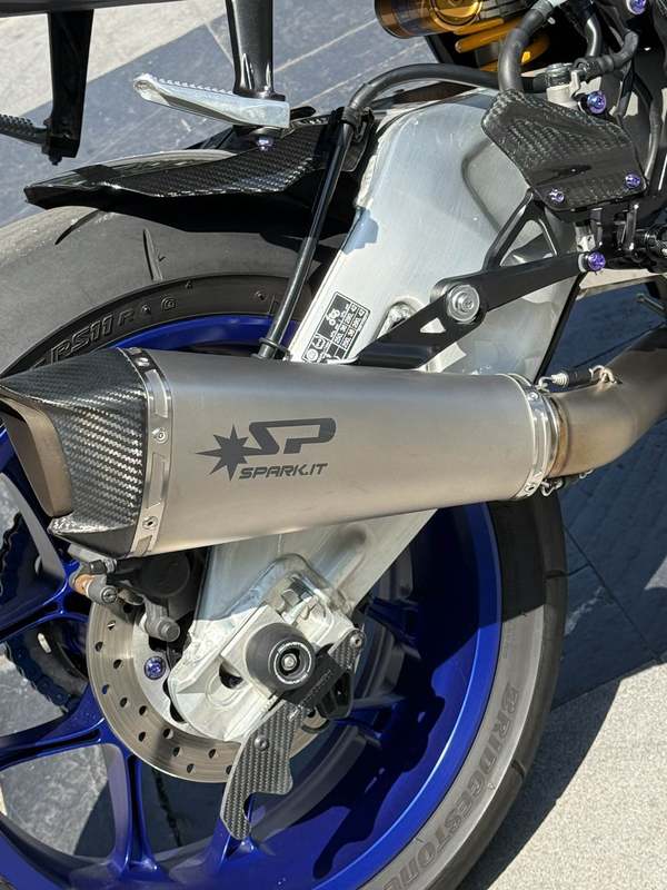 二手雅马哈YZF-R1