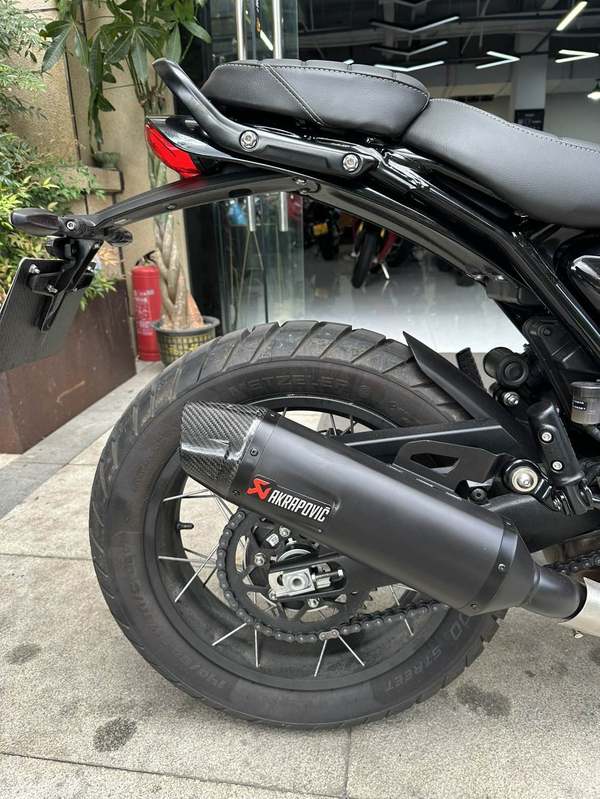二手凯旋Scrambler 400 X