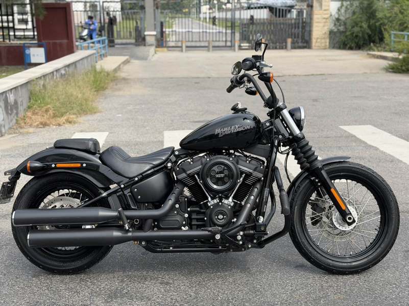 二手哈雷戴维森街霸 Street Bob