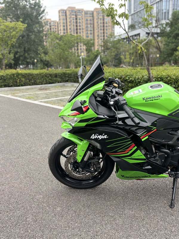 二手川崎ZX-4R