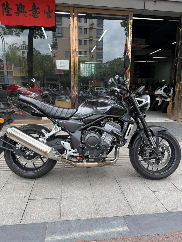 二手本田CB500 Super Four