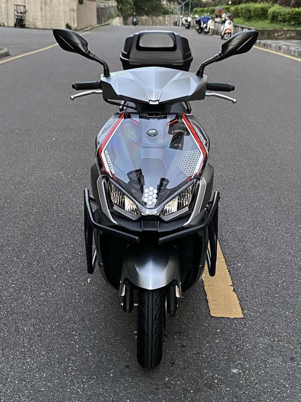 二手QJMOTOR鸿150RS