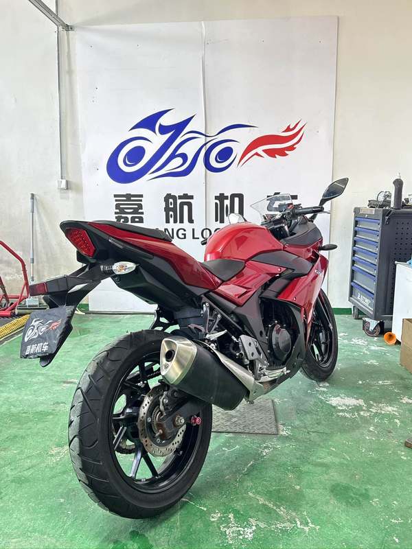 二手豪爵铃木GSX250R
